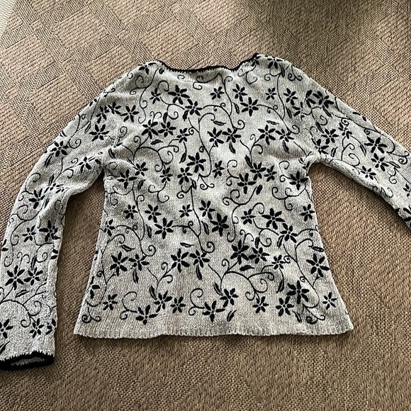 Sarah Spencer Chenille Scoop Neck Pullover Sweater Small - Picture 4 of 6